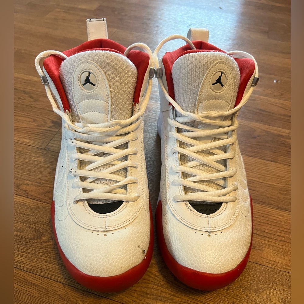 Mens Jordan’s gently used size 11.5
